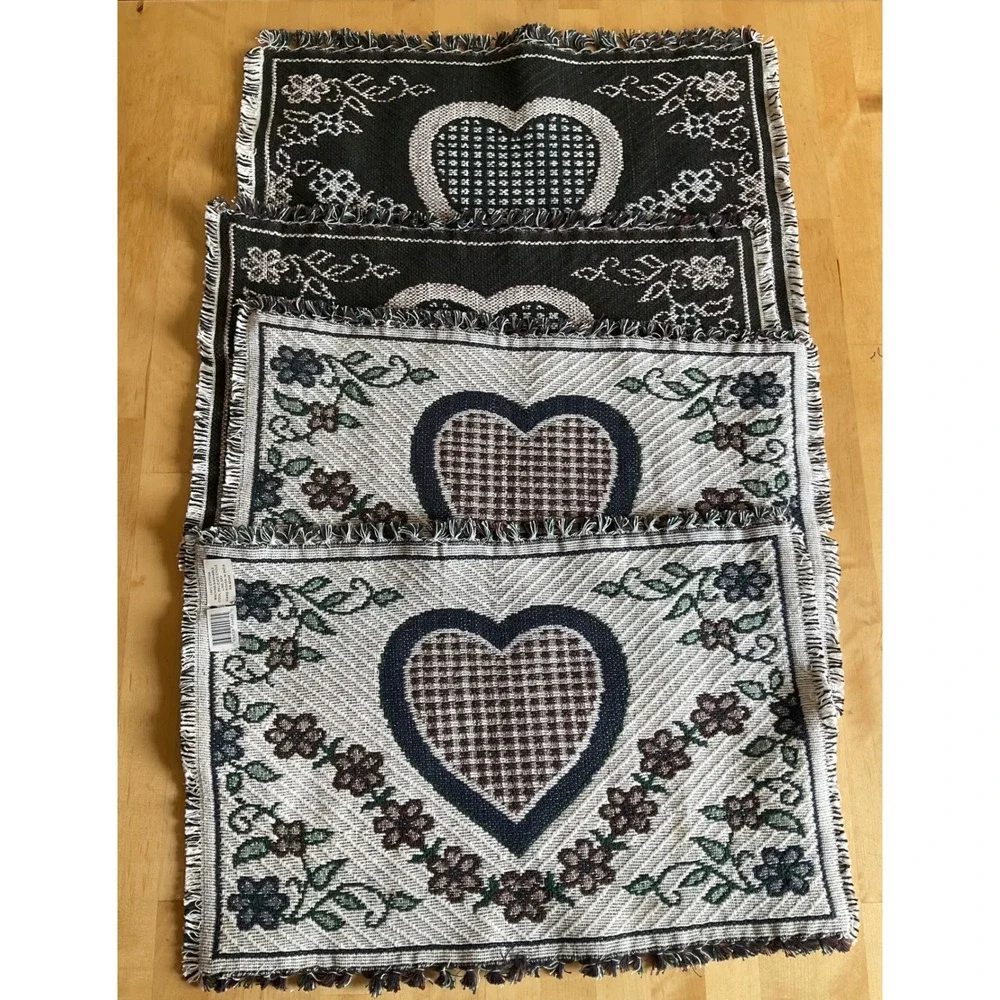 Set of 4 Woven Cotton Heart Floral Placemats Reversible Farmhouse Fringed India